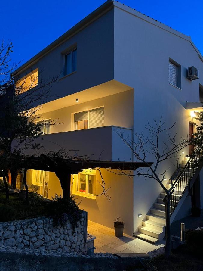 Apartments Curnic Йесенице Екстериор снимка