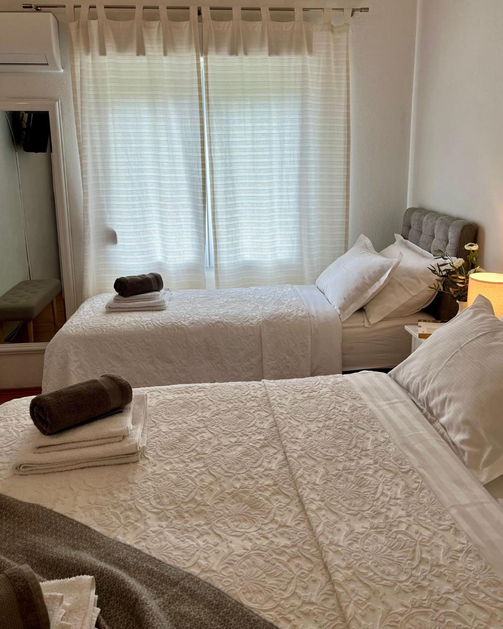 Apartments Curnic Йесенице Екстериор снимка