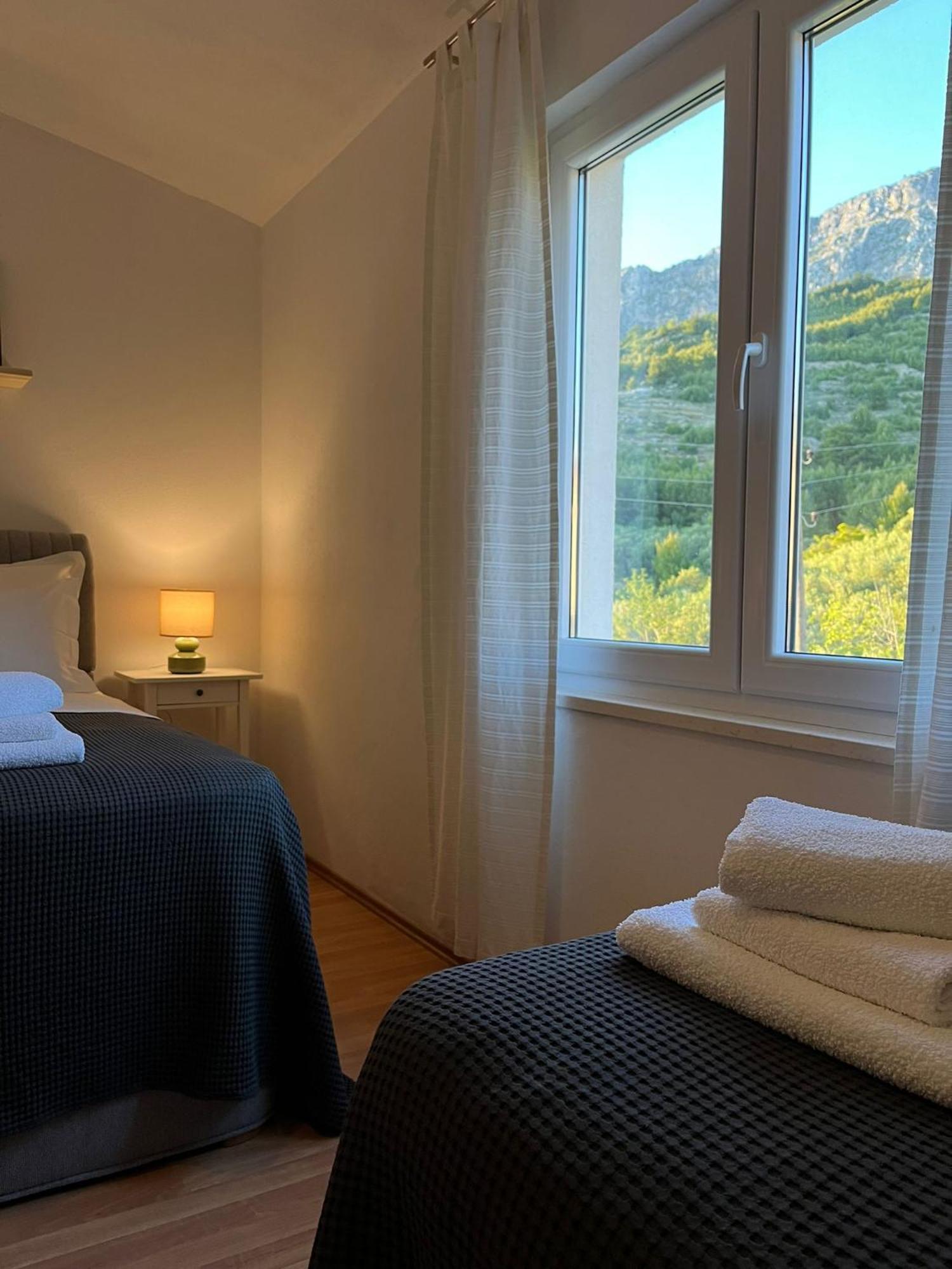 Apartments Curnic Йесенице Екстериор снимка