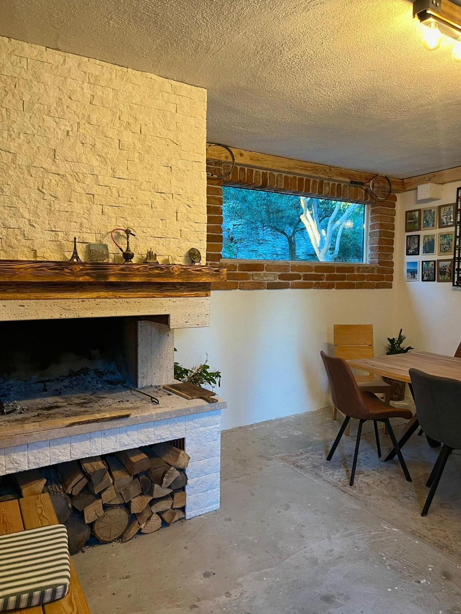 Apartments Curnic Йесенице Екстериор снимка
