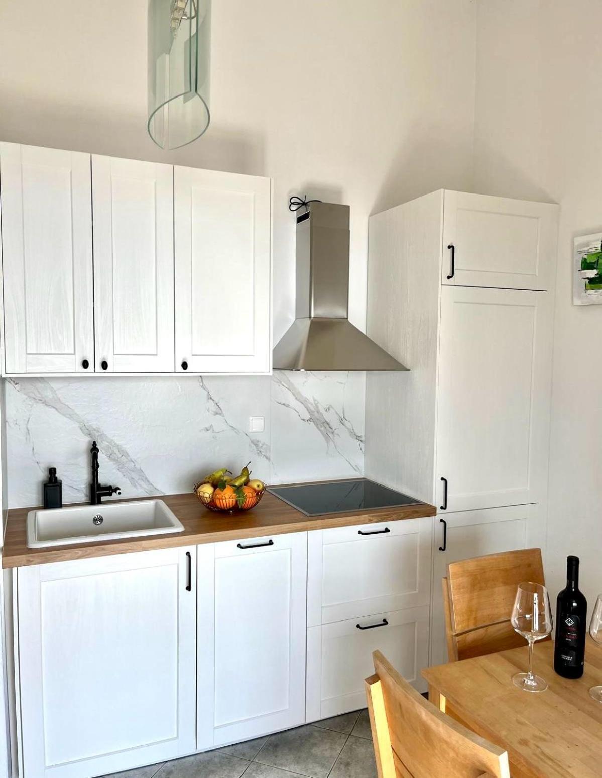 Apartments Curnic Йесенице Екстериор снимка